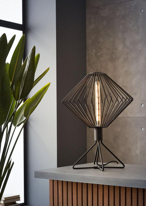 WEVER & DUCRÉ WIRO DIAMOND 1.0 Table